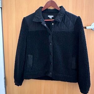 Black collared button sherpa size S